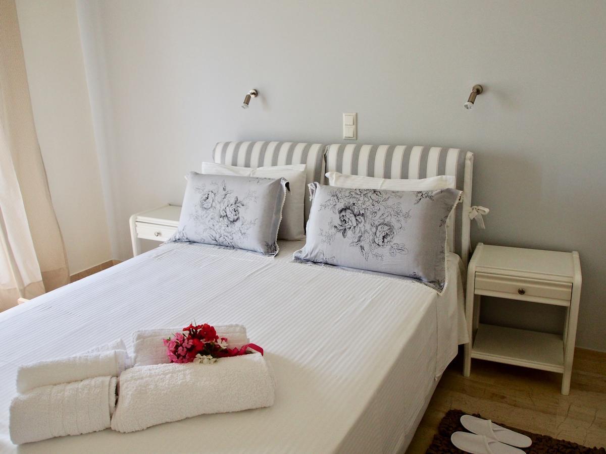 Lena Mare Aparthotel Chrani Exterior photo