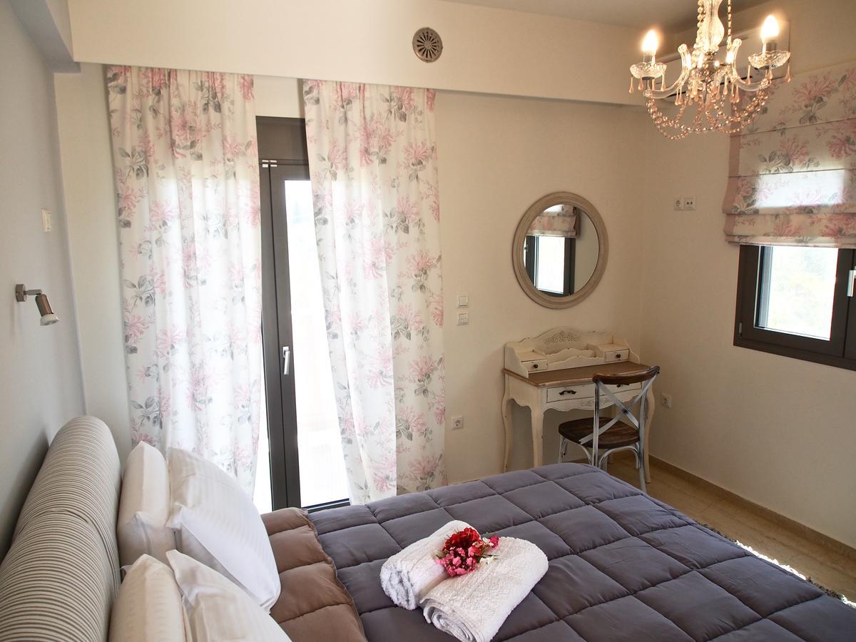 Lena Mare Aparthotel Chrani Exterior photo